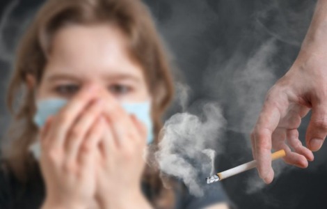 Hút thuốc lá ảnh hưởng nghiêm trọng đến hệ hô hấp như thế nào?